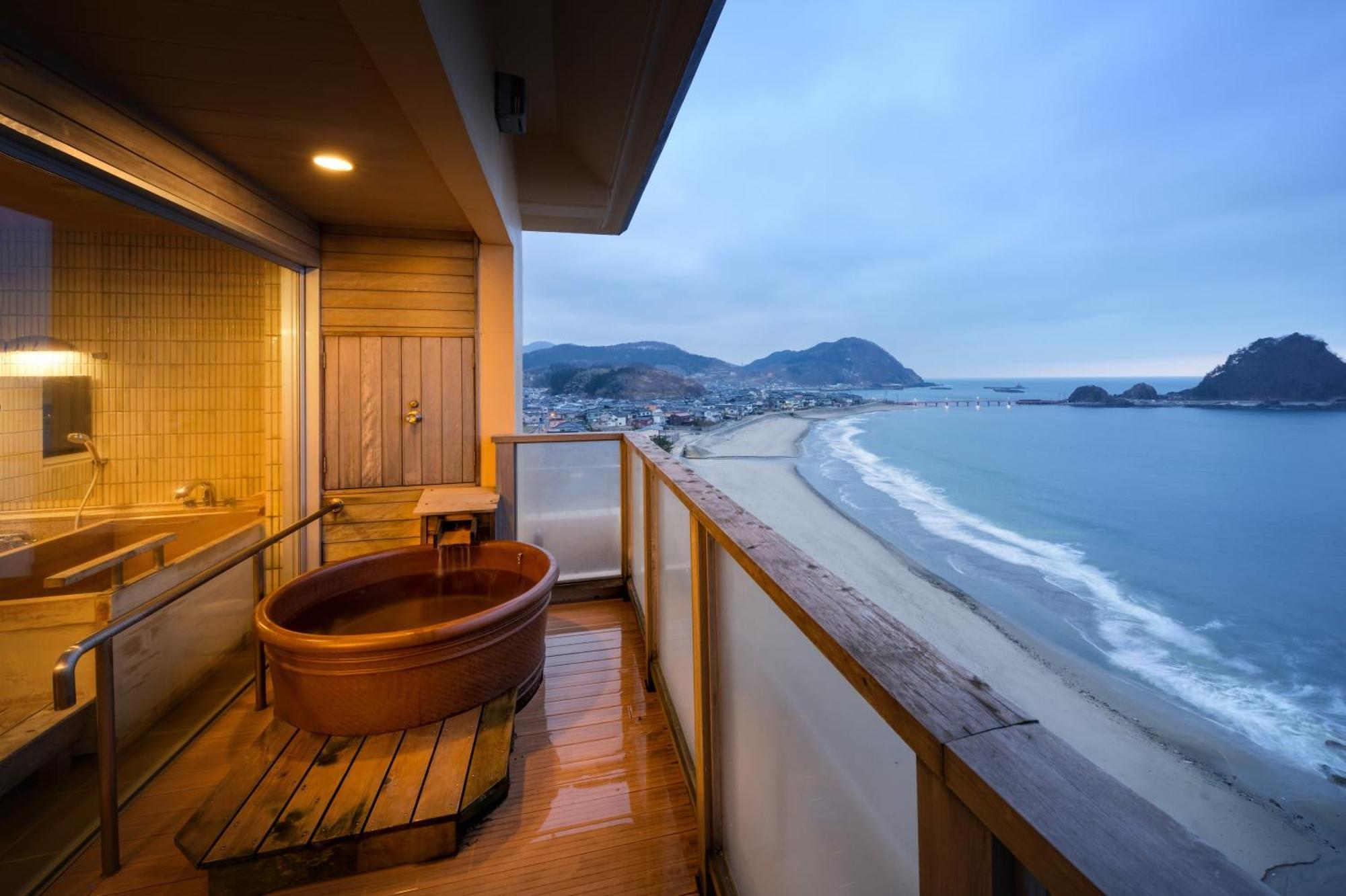 Hotel Yura Onsen Yaotome Tsuruoka Exterior foto